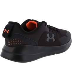 tenis under armour charged essential