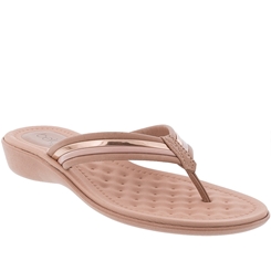 rasteirinha beira rio nude