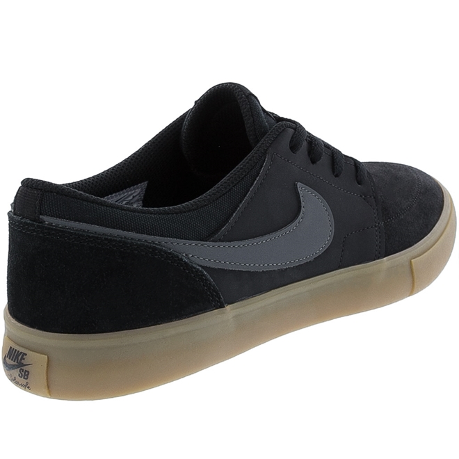Nike sb hotsell portmore ii black