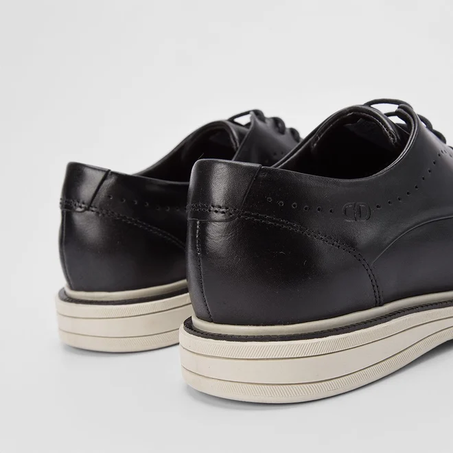 Sapato Casual Democrata Couro Bege & Preto