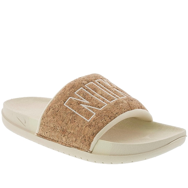 nude nike slides