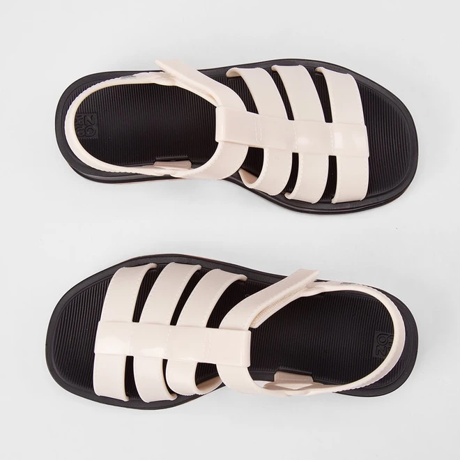 Sandália Feminina Zaxy Tiras Aranha Flatform Off White