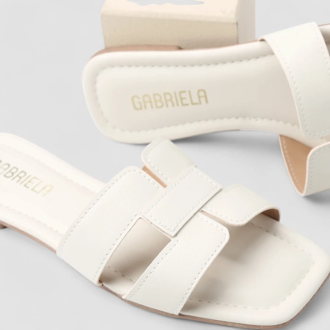 Rasteira Feminina Gabriela Essenciais Vazados Off White