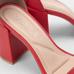 Sandália Gabriela Essenciais Salto Grosso Pespontos Vermelho