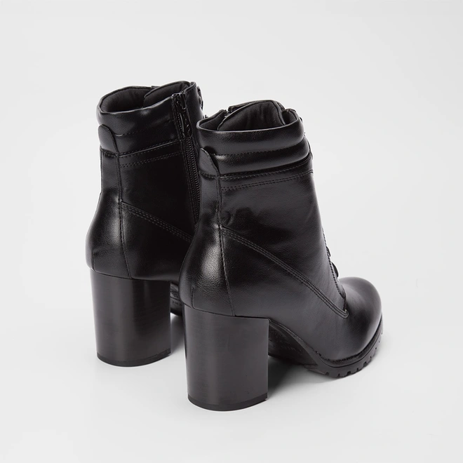 Bota Coturno Mooncity Salto Bloco Ilhós Duplo Preto
