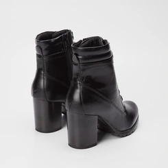 Bota Coturno Mooncity Salto Bloco Ilhós Duplo Preto