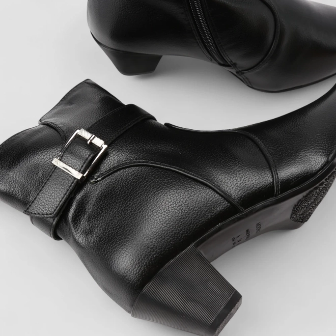 Ankle Boot Feminina Mooncity Fivela Preto