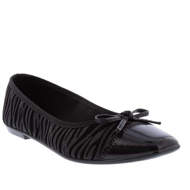 Sapatilha Moleca Detalhe La o Verniz Nobuck Animal Print Preto