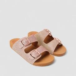 Rasteira Papete Penélope Flat Detalhe Fivelas Metalizadas Lurex Rosé