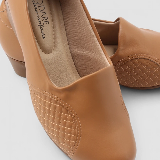 Scarpin Modare Ultraconforto Anabela Matelassê Caramelo