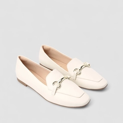 Mocassim Feminino Gabriela Enfeite Metálico Off White