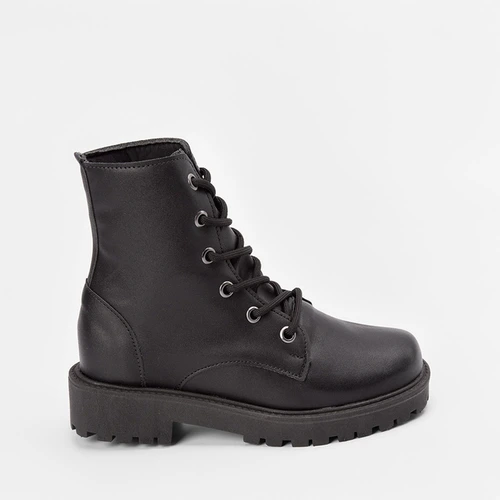 Bota Coturno Penélope Plataforma Tratorada Preto