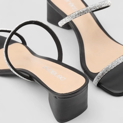 Tamanco Penélope Salto Geométrico Tiras Strass Preto