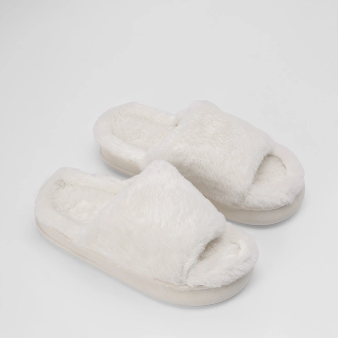 Pantufa STZ Feminina Slide Peluciada Branco