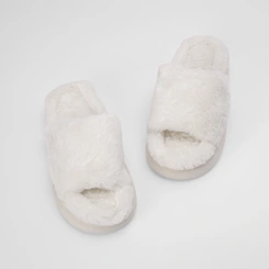 Pantufa STZ Feminina Slide Peluciada Branco