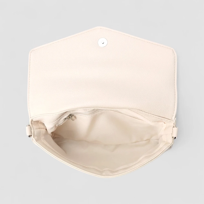 Bolsa Satchel Tiracolo Penélope Envelope Texturizada Off White