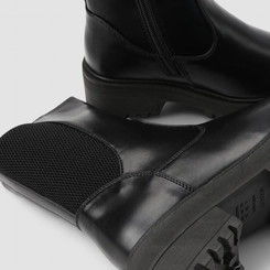 Bota Chelsea Feminina Mooncity Tratorada Preto