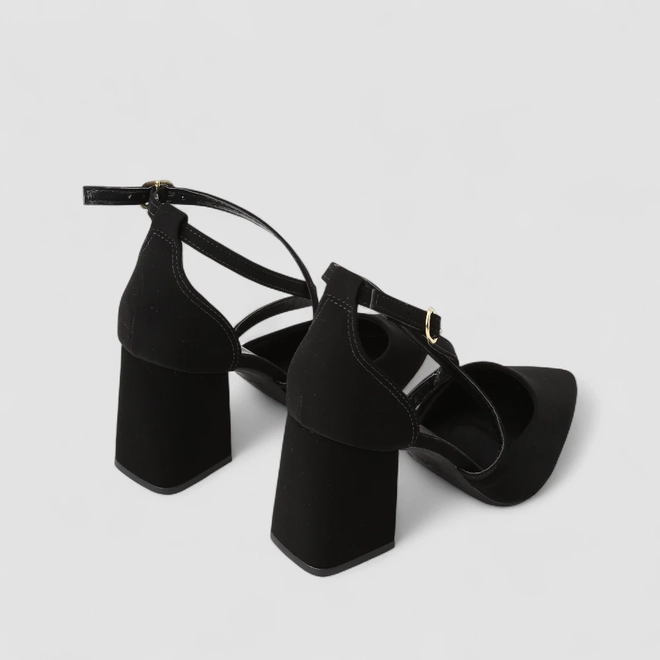 Scarpin Feminino Penélope Salto Bloco Tiras Cruzadas Nobuck Preto