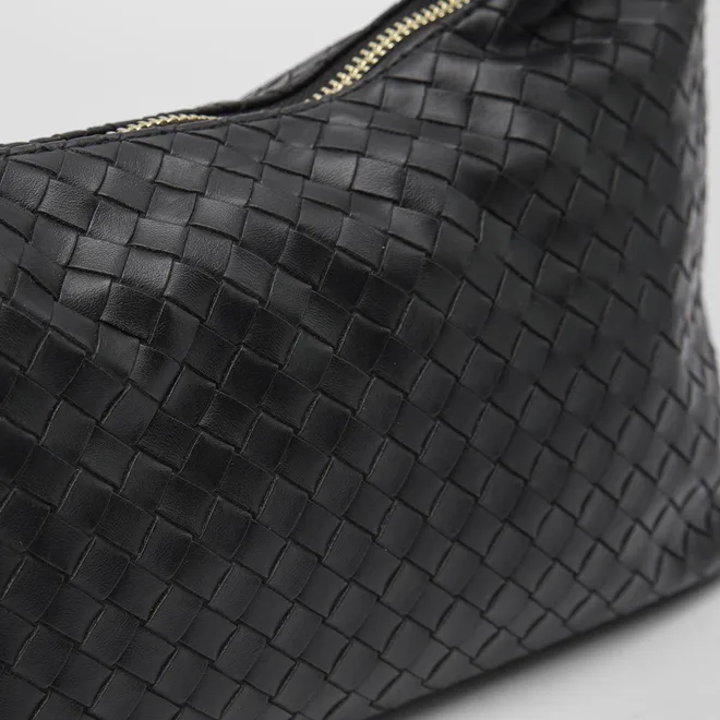Bolsa Hobo Penélope Tressê Preto