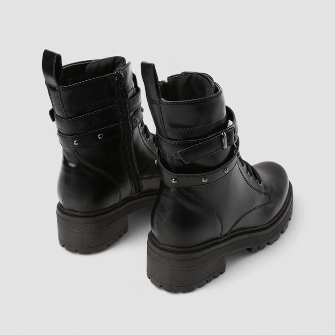 Bota Coturno Feminina Mooncity Fivelas E Cadarço Preta