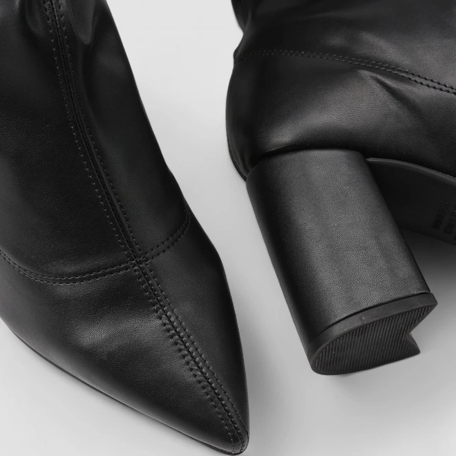 Bota Over The Knee Gabriela Salto Bloco Amarração Preto