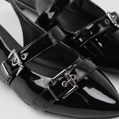 Sapatilha Boneca Slingback Feminina Gabriela Detalhe Fivelas Verniz Preto