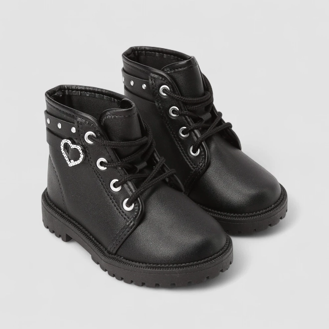 Bota Coturno Molekinha Bebê Coração Rebites Preto