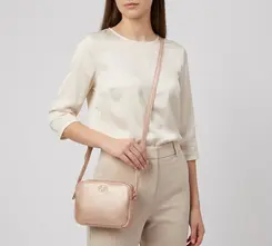 Bolsa Transversal Pequena Penélope Texturizada Metalizada Ouro