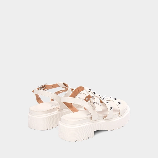 Sandália Vizzano Plataforma Tratorada Fivela Rebites Off White