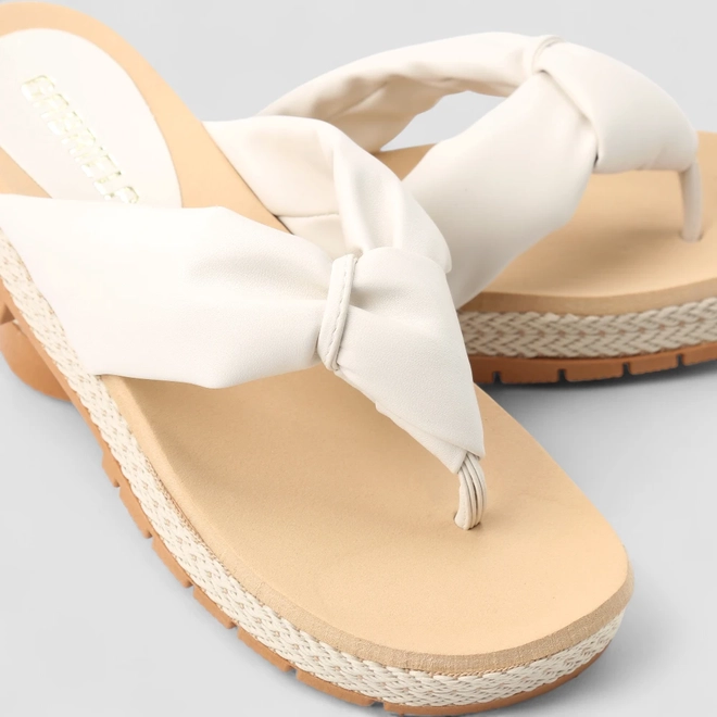 Tamanco Papete Feminino Gabriela Tratorado Off White