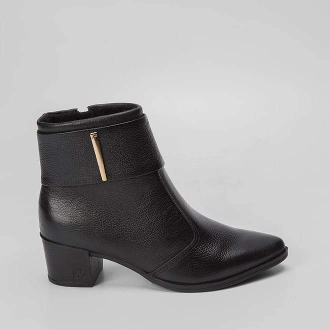 Ankle Boot Pegada Couro Detalhe Tira Preto