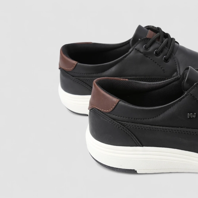 Sapatênis Mac & Jac Oxford Pespontos Elástico Preto