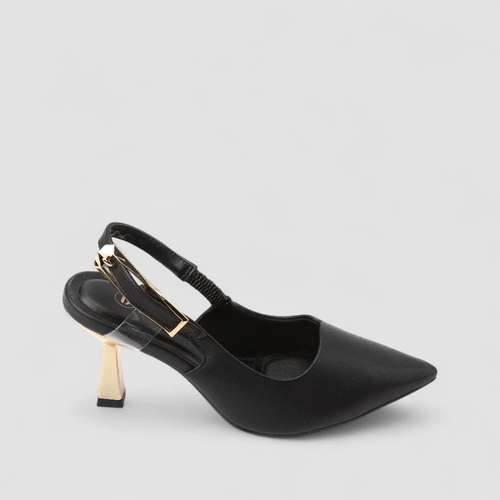 Scarpin Slingback Bebecê Salto Taça Fivela Metalizada Preto