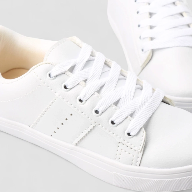 Tênis Penélope Casual Feminino Perfuros Recortes Branco