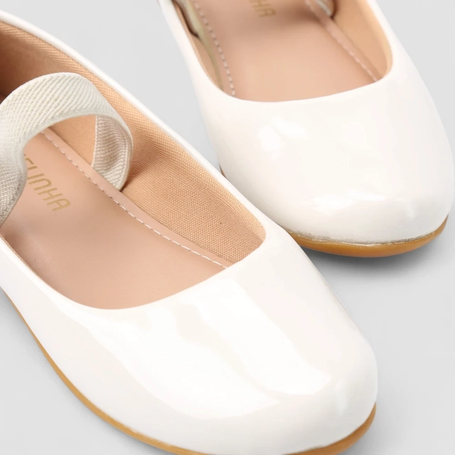 Sapatilha Boneca Infantil Gabrielinha Tira Elástico Verniz Off White