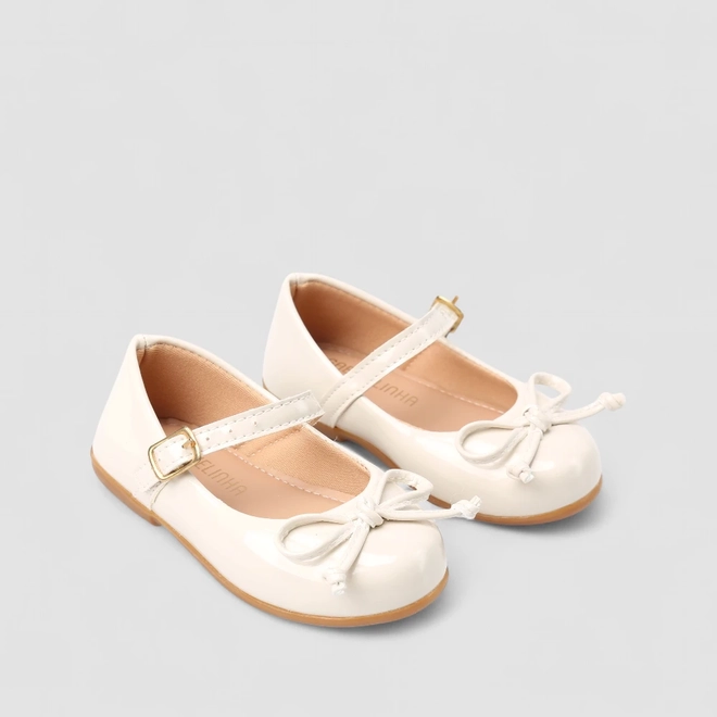 Sapatilha Boneca Bebê Gabrielinha Detalhe Laço Verniz Off White