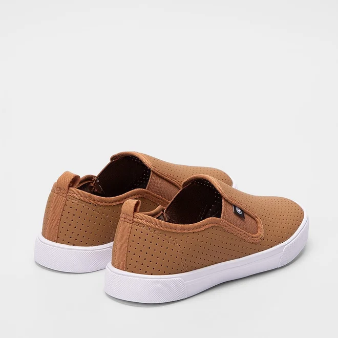 Slip On Infantil Molekinho Calce Fácil Detalhe Perfuros Caramelo