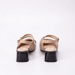 Scarpin Slingback Bebecê Salto Bloco Recorte Fivelas Verniz Nude