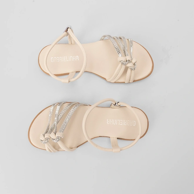 Sandália Rasteira Infantil Gabrielinha Tiras Detalhe Nó Off White