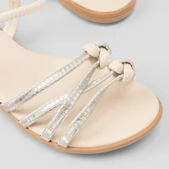 Sandália Rasteira Infantil Gabrielinha Tiras Detalhe Nó Off White