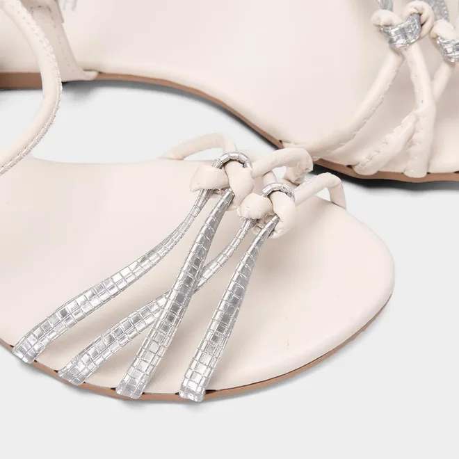Sandália Infantil Gabrielinha Detalhes Nó Tira Regulável Off White