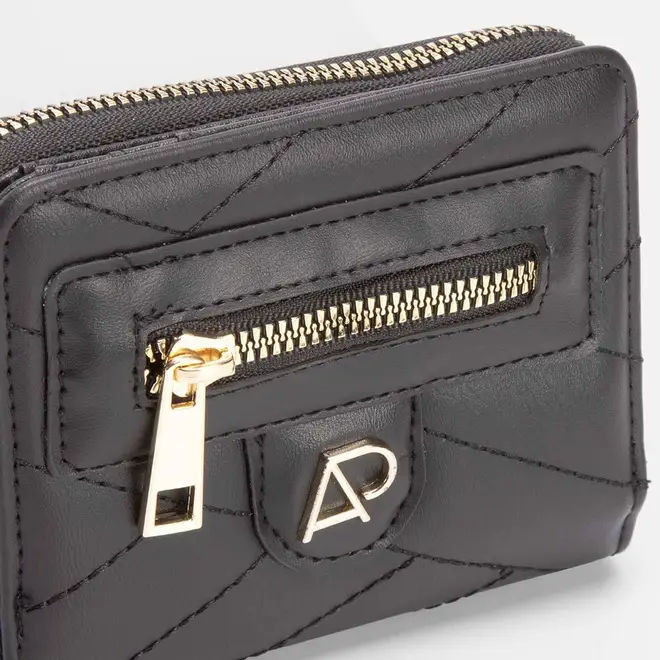 Carteira Feminina STZ Matelassê Bolso Externo Preto