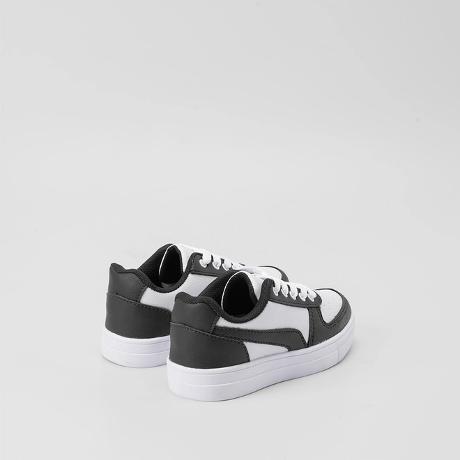 Tênis Infantil Vertus Casual Detalhe Recortes Perfuros Branco & Preto