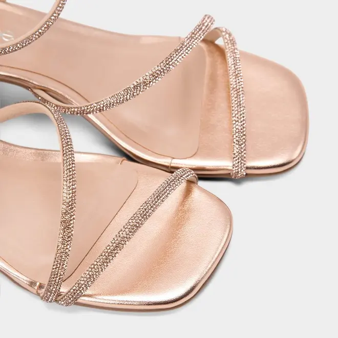 Sandália Feminina Penélope Salto Médio Geométrico Tiras Strass Metalizado Rose Gold