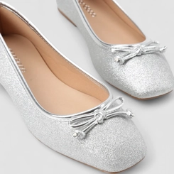 Sapatilha Feminina Gabriela Glitter Detalhe Laço Prata