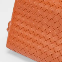 Bolsa Transversal Penélope Tressê Detalhe Alça Nó Caramelo