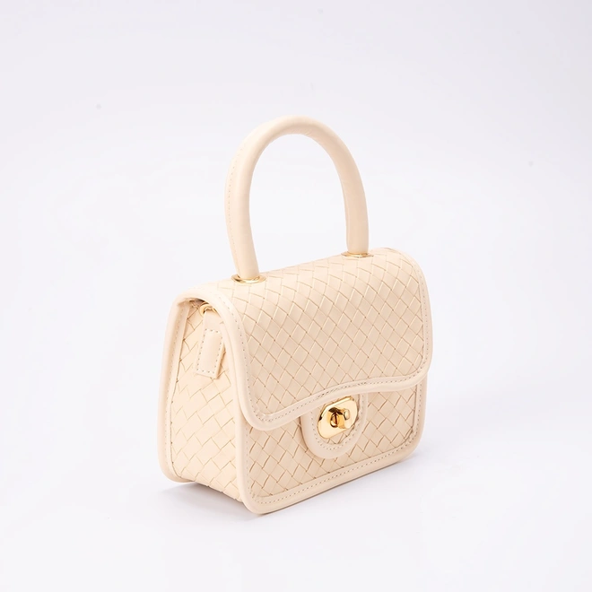 Bolsa de Mão Penélope Envelope Tressê Off White