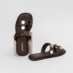 Rasteira Papete Gabriela Enfeite Metal Nickel Marrom