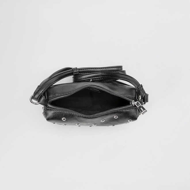 Bolsa Gabriela Transversal Pequena Detalhe Rebite Preto