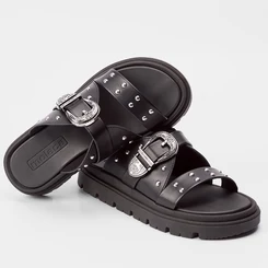 Papete Feminino Moleca Flatform Tratorado Tira Dupla Fivela Rebites Preto
